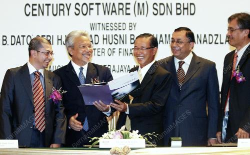 AHMAD HUSNI HANADZLAH