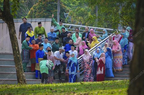 GAMBAR RAYA 2023