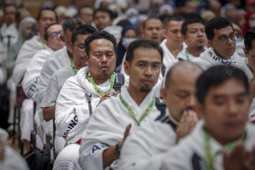 KEBERANGKATAN 670 PETUGAS HAJI 1444H