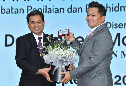 DATUK MOHD SHAHAR ABDULLAH