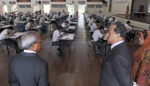 TAN SRI MUHYIDDIN YASSIN