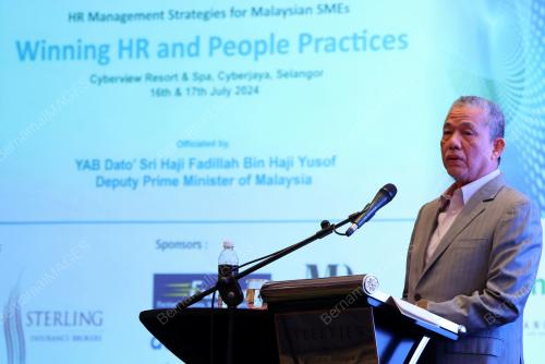 DATUK SERI FADILLAH YUSOF