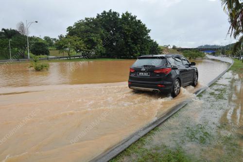 PTJ06_16112015_BANJIR