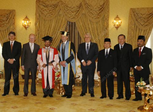 TUANKU MIZAN ZAINAL ABIDIN