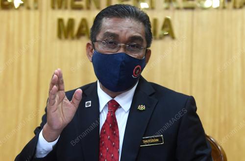 DATUK SERI TAKIYUDDIN HASSAN