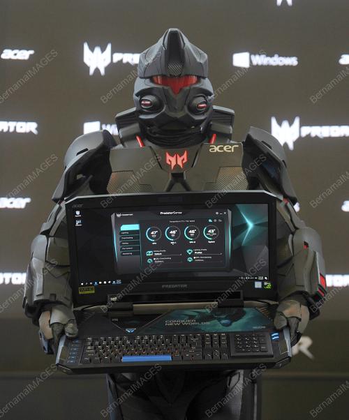 PTJ06_17052017_PREDATOR_21_X
