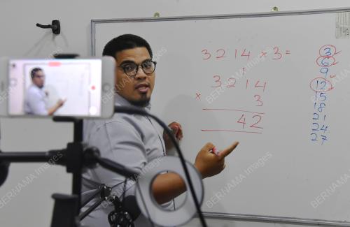 MOHD SHAFIQ ROSLAN