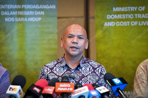 DATUK ARMIZAN MOHD ALI