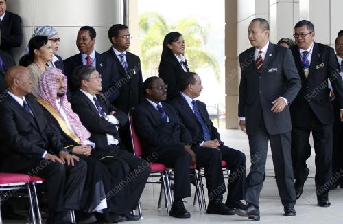 MOHAMED NAZRI AZIZ