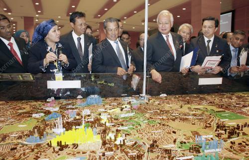 MOHD NAJIB TUN ABDUL RAZAK