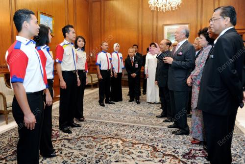 DATUK SERI NAJIB TUN RAZAK