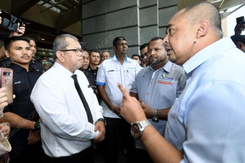 PTJ06_17102018_PEMANDU_TEKSI