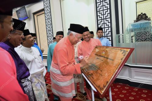 PTJ06_17112017_SURAU