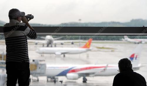 PTJ06_18032014_MH370