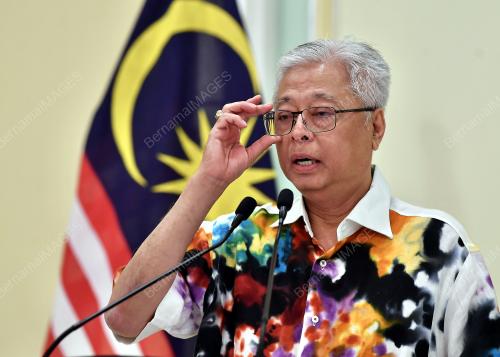DATUK SERI ISMAIL SABRI YAAKOB
