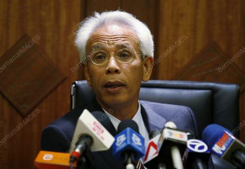 DATUK SHAHRIR SAMAD