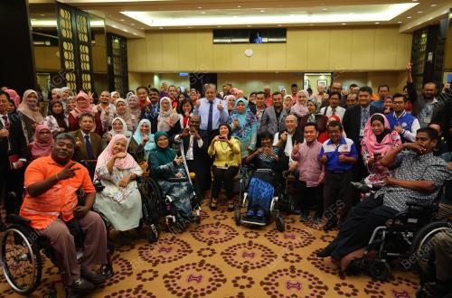DATUK SERI NANCY SHUKRI