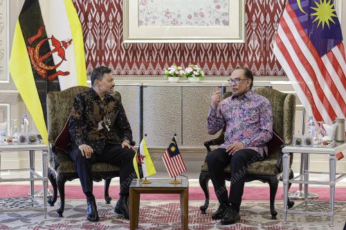 DATUK SERI ANWAR IBRAHIM
