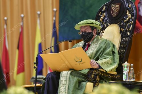 SULTAN SHARAFUDDIN IDRIS SHAH