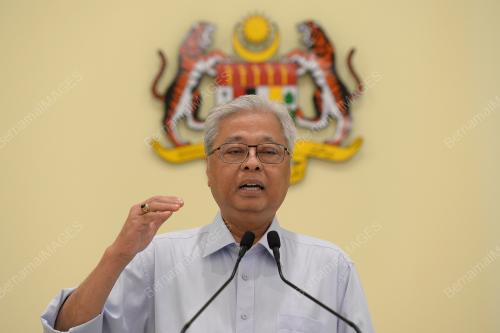 DATUK SERI ISMAIL SABRI YAAKOB