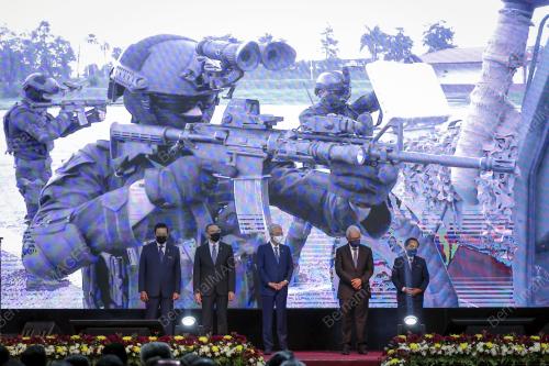 DATUK SERI ISMAIL SABRI YAAKOB