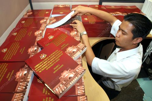 BUKU SURUHANJAYA DIRAJA KES LINGGAM