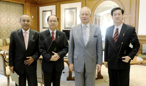DATUK SERI NAJIB TUN RAZAK