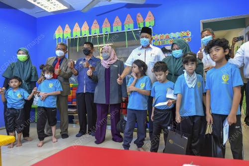DATUK SERI SHAHIDAN KASSIM