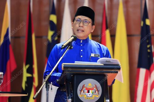 AZMAN ADNAN