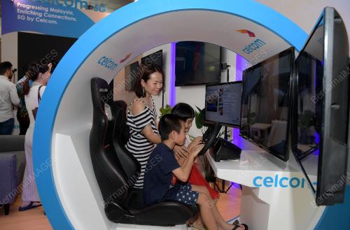 PTJ06_21042019_SHOWCASE_5G_BN201904207363