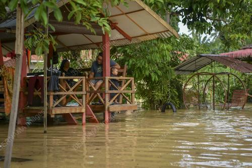 PTJ06_21102021_BANJIR_DENGKIL