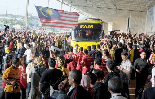 SKUAD HARIMAU TIBA