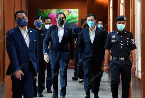 KHAIRY JAMALUDDIN
