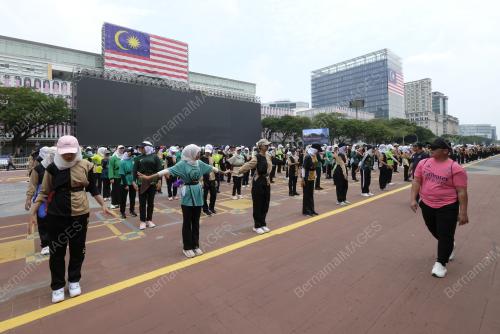 LATIHAN HARI KEBANGSAAN