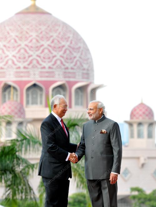 PTJ06_23112015_INDIA