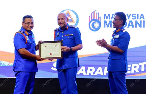 DATUK ARMIZAN MOHD ALI