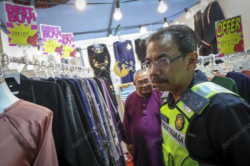 DATUK AZMAN ADAM