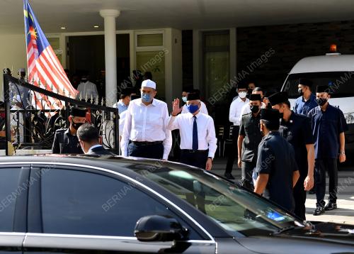 DATUK SERI ISMAIL SABRI YAAKOB