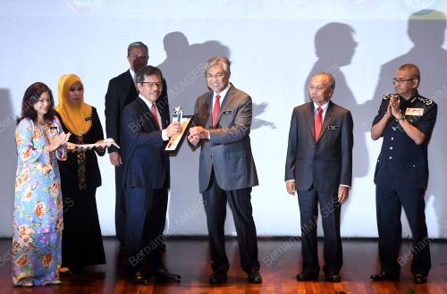 PTJ06_25102017_KDN