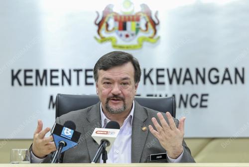 DATUK SERI AMIR HAMZAH AZIZAN