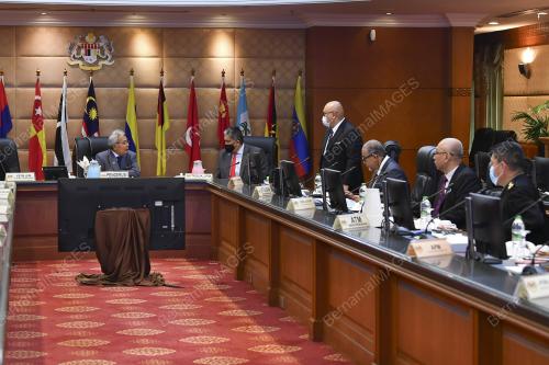 DATUK SERI MOHD REDZUAN MD YUSOF