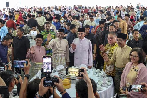 DATUK SERI ANWAR IBRAHIM