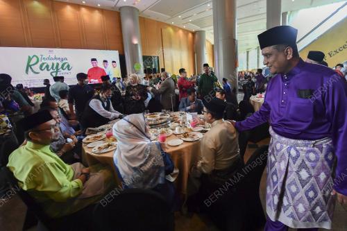 DATUK SERI REEZAL MERICAN NAINA MERICAN