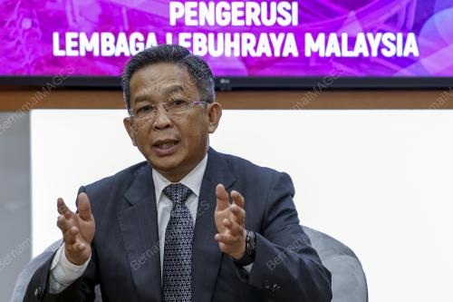 DATUK SERI JALALUDDIN ALIAS