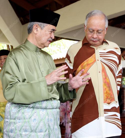 MOHD NAJIB TUN ABDUL RAZAK