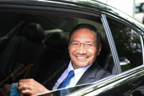 DATUK SERI HISHAMMUDDIN TUN HUSSEIN
