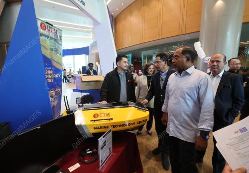 DATUK SERI DR ZAMBRY ABD KADIR