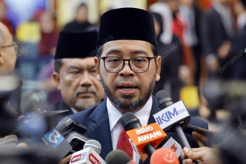 DR ZULKIFLI HASAN