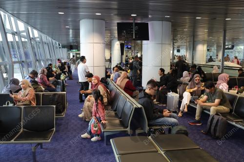 TINJAUAN KLIA TERMINAL 1 DAN 2