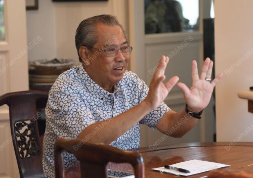 TAN SRI MUHYIDDIN YASSIN